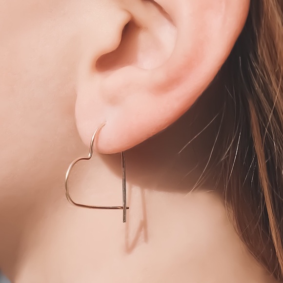Moodtherapy Jewelry - ♥️handmade heart threader hoop earrings♥️